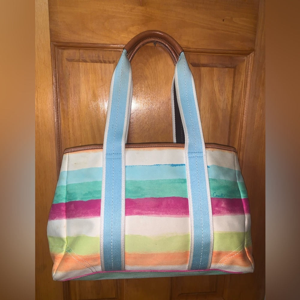 COACH Hampton Watercolor Pastel Stripes Tote Handbag and wristlet bundle - Picture 3 of 11
